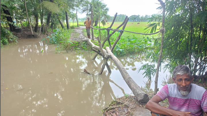 জনদুর্ভোগ এড়াতে কালভার্টের দাবি ছোট তালতলী গ্রামবাসীর